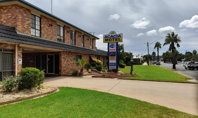 Griffith Hotel | Acacia Motel