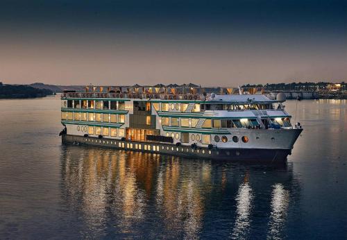 Luxor Hotel | Acamar Nile Cruise - Every Monday from Luxor for 04 & 07 Nights - Every Friday From Aswan for 03 & 07 Nights