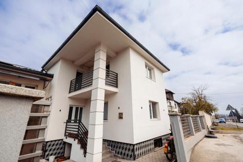 Sighetu Marmatiei Casa | Acasa La Lumei