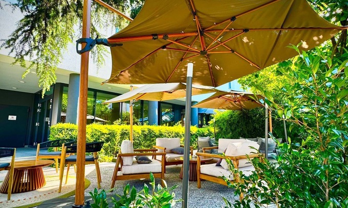 Opera Hotel | Acca Sporting Hotel