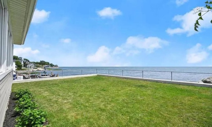 West Haven Casa | Accessible Beachfront Home on Long Island Sound. Sandy beach near Restaurants!