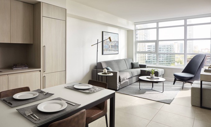 Belltown Hotel | Accessible Luxury in Seattle: King Suite, Full Kitchen, Pools & Hotel Amenities!