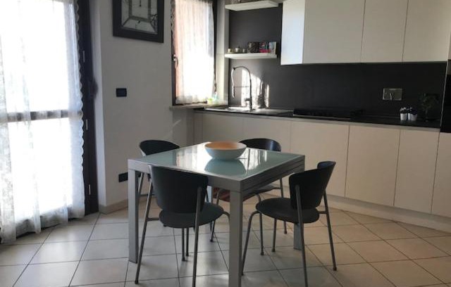 Mirafiori Apartamento | Accogliente e moderno trilocale