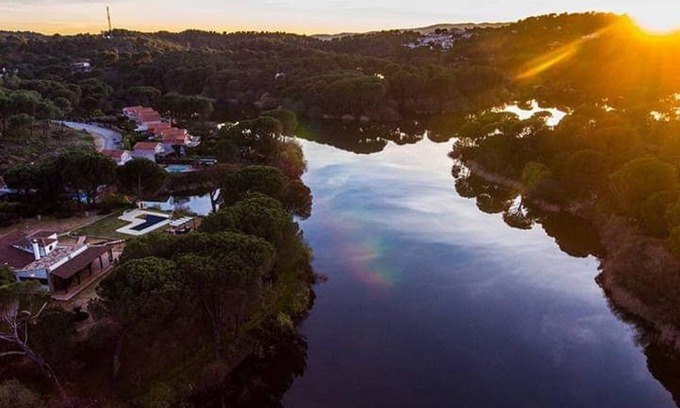 Las Jaras Villa | Alojamiento Casa Orilla el Lago