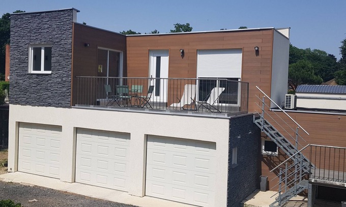 Coupvray Apartamento | Accommodation with large terrace