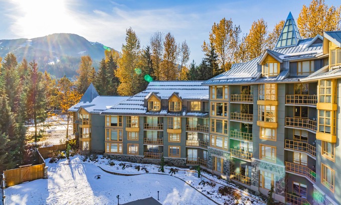 Village North Hotel | Ace Cascade