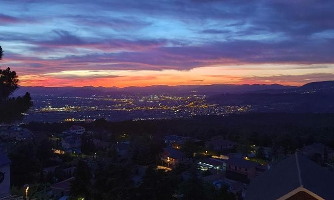 La Zubia Apartamento | Acogedor apartamento privado con fantásticas vistas