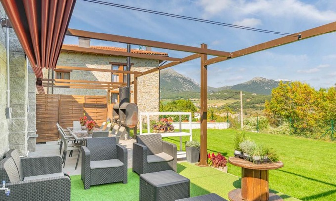 Ollo Casa | Acogedora casa rural con jardín y barbacoa próxima a Pamplona