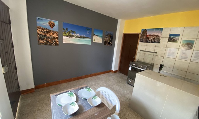 Barrio Garzota Apartamento | Departamentos Independientes Para Grupos en la Garzota 5 mts del Aeropuerto.