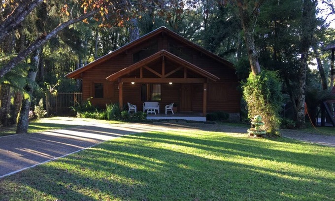 Canela Casa | Aconchegante Casa Estilo Canadense em Canela