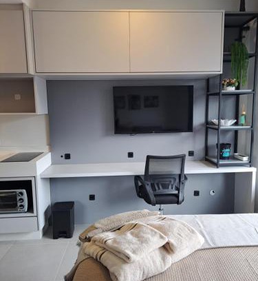 Reboucas Apartamento | Aconchegante e moderno Studio! Ótima localização!