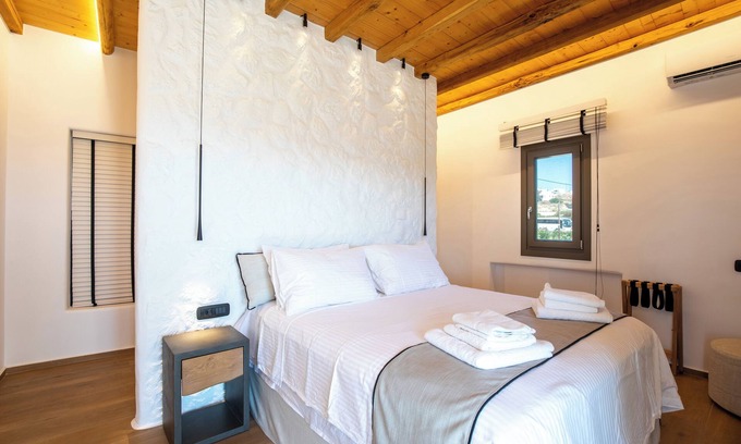 Ano Mera Apartamento | Acres Jade Apartment