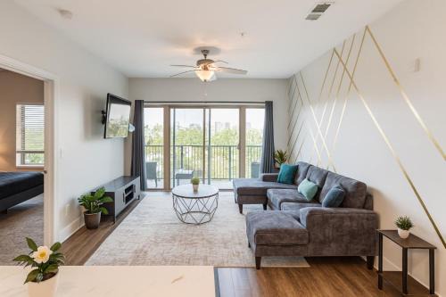 Glen Iris Apartamento | Across from UAB Spacious 2BR Retreat 2nd