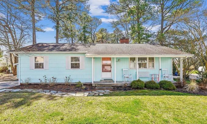 Bethany Beach Cabaña | Activities included up to $300 FREE PER WEEK!! NEW LISTING 2024! Walk to the Beach! Family friendly comfy & cozy Bethany Beach vacation home with all the cottage charm imaginable!