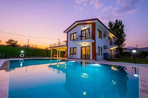 Ciftlik Villa | Ada Villa