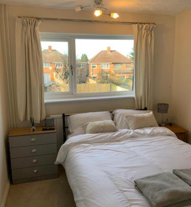 Leicester Casa | Adam Guest House