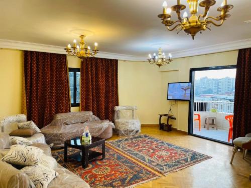 Nasr City Apartamento | Adam McDonald's Abbas Al Akkad View Garden