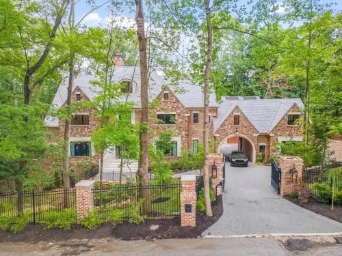 Southwestern Casa | Adams Mansion, 10K Sqft, 7BD/7BA, 15min to Airport