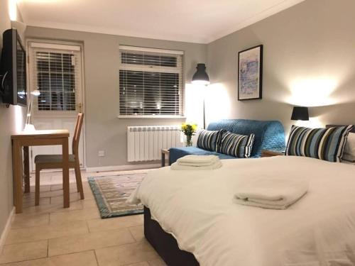 Cambridge Apartamento | Addenbrookes Flat 2 mins walk free Private Parking