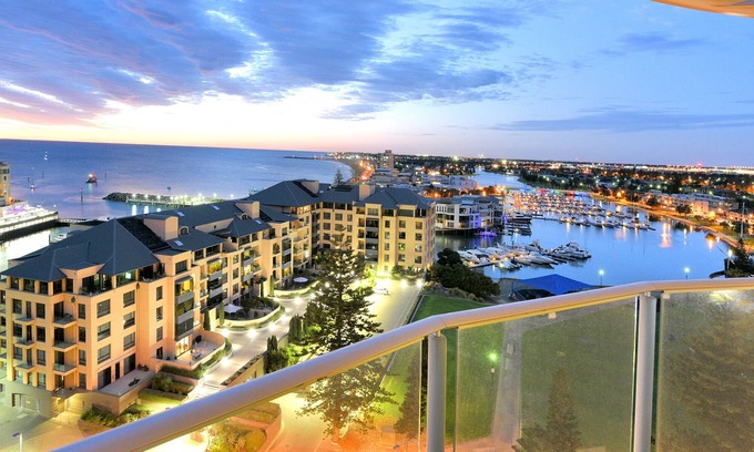 Glenelg North Apartamento | Adelaide beach apartment the perfect base to explore South Australia!
