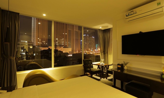 Trung Hoa Nhan Chinh Hotel | Adeline Hotel