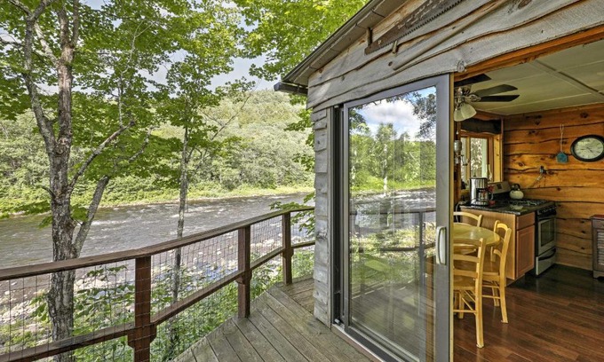 The Glen Casa | Adirondack Mountains Cottage Near Gore Mountain!