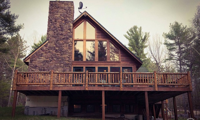 Jay Chalet De Esquí | Adirondack Estilo Ski Chalet