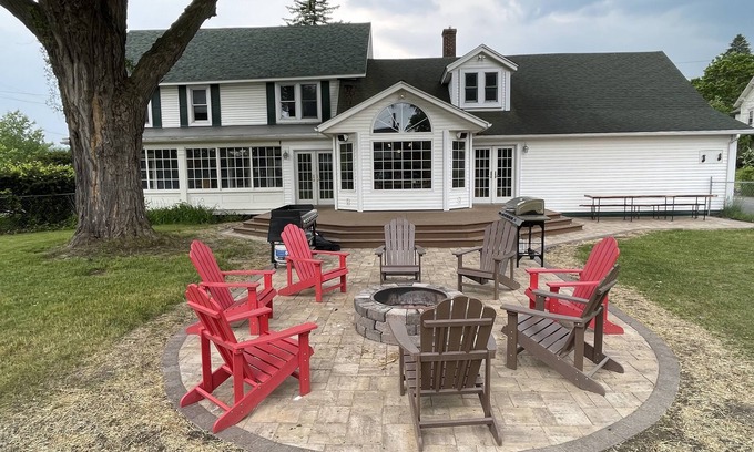 Au Sable Forks Casa | ADK Game House Rental