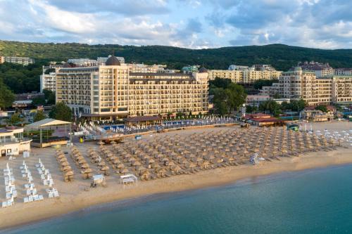 Golden Sands Hotel | Admiral Hotel - Ultra All Inclusive & Private Beach