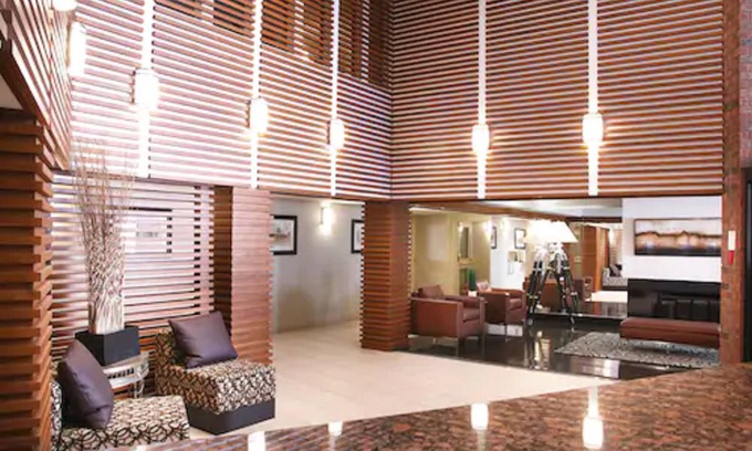 Burlington Hotel | Admiral Inn Burlington