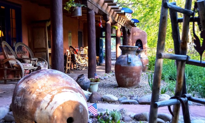 Taos Cama Y Desayuno | Adobe and Pines Inn Bed and Breakfast