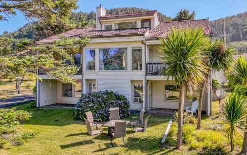 Yachats Casa | Adobe Ocean Breeze