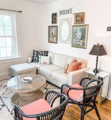 Columbia Apartamento | Adorable 1BR Apt. w KING bed 1 m. to square