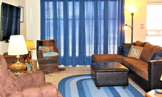 North Mountain Casa | Dulce 3 habitaciones, 2 baños, casa bien equipada se sienta en Cave Creek Wash Bike Trail!