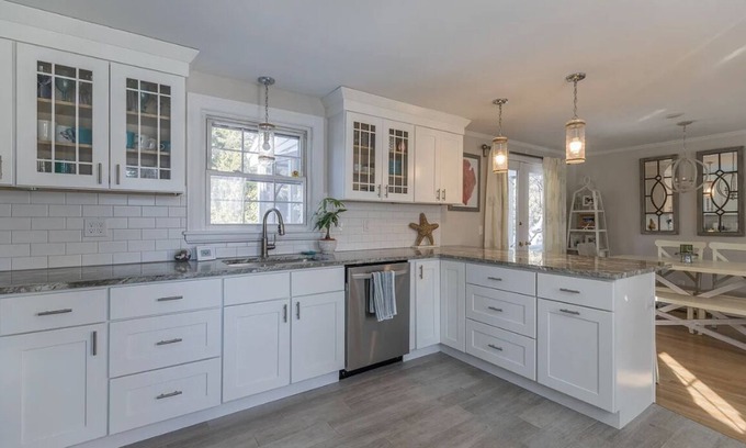 Portland Casa | Adorable, Bright and By the Bay!