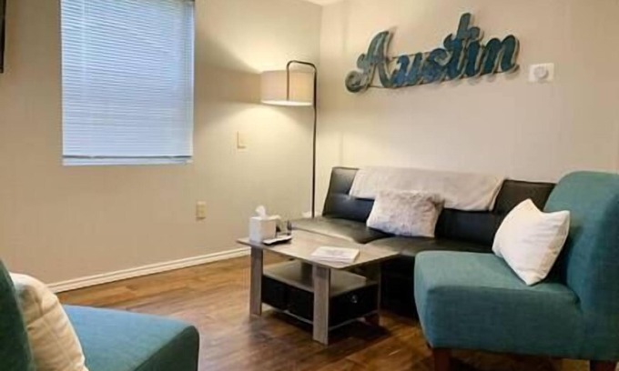 Galindo Casa | Adorable cozy 1 BR cottage centrally located with full ki...