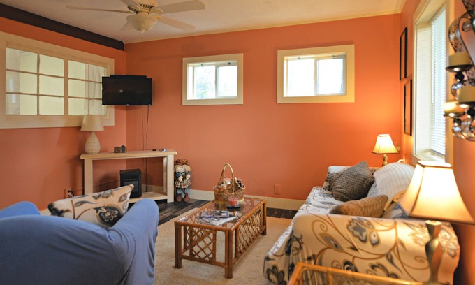Columbus Casa | Adorable Horse Country Guest Suite