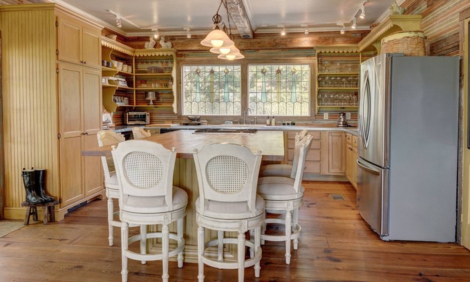 Round Top Casa | Adorable house - minutes to Round Top and Warrenton