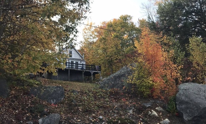 Dedham Cabaña | Adorable private cottage with lake views and access.