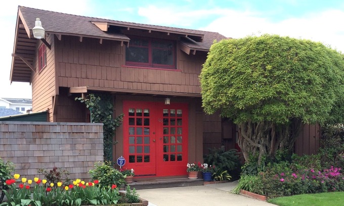 Seabright Casa | Seabright Bungalow - Dentro pasos de la playa