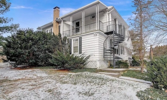 Amherst Apartamento | Adorable studio apartment near Cedar Point and Cleveland