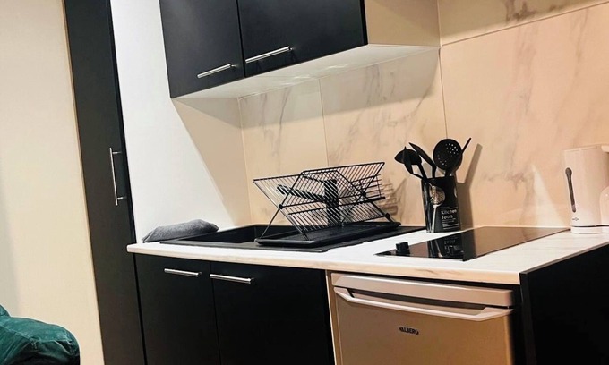 Noisy-le-Sec Apartamento | Adorable Studio with WiFi in vibrant Noisy-le-Sec