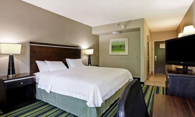Woodstock Casa | Adorable Suite with Luxurious Amenities