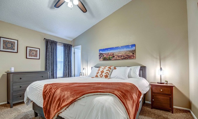 Alta Mesa Community Association Casa | Adorable Townhouse- Cozy and Comfortable!