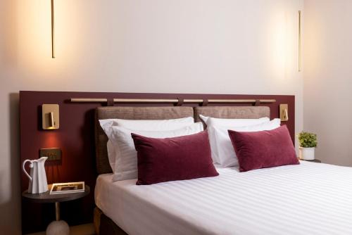 Quartiere XX Ardeatino Hotel | Adoro Hotel