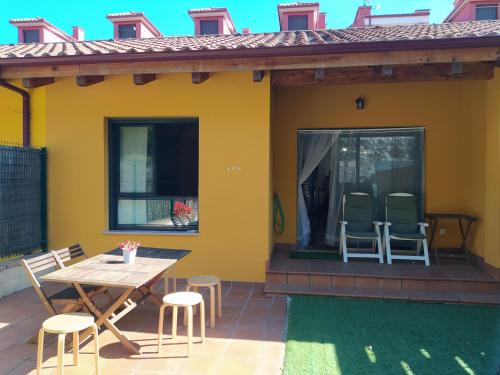 Posada de Llanes Apartamento | Adosado de María - Para 4 pax en Posada de Llanes - VUT-6700-AS