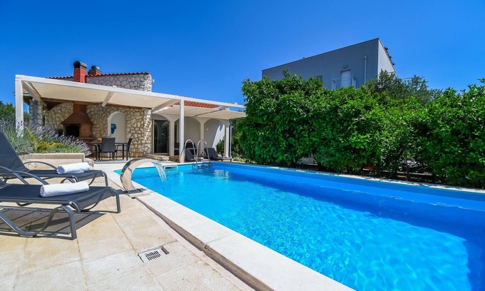 Slatine Casa | Casa Adriática - Piscina - Slatine, Trogir