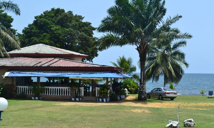 Kribi Hotel | Adrien Beach Hotel