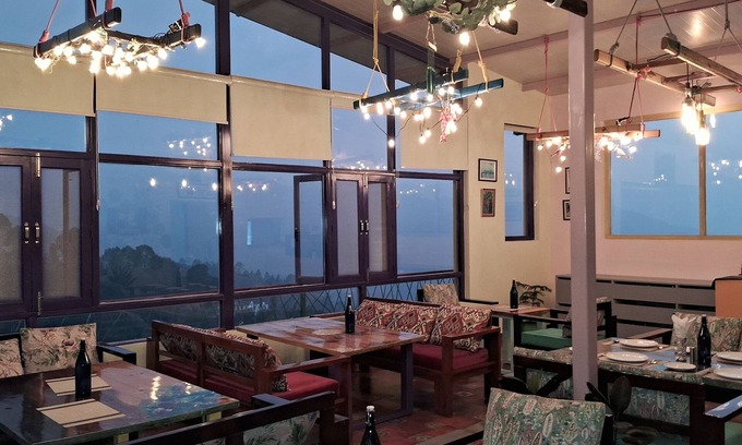 Kaul Hotel | Adrushya Estate Luxury Suites Mukteshwar
