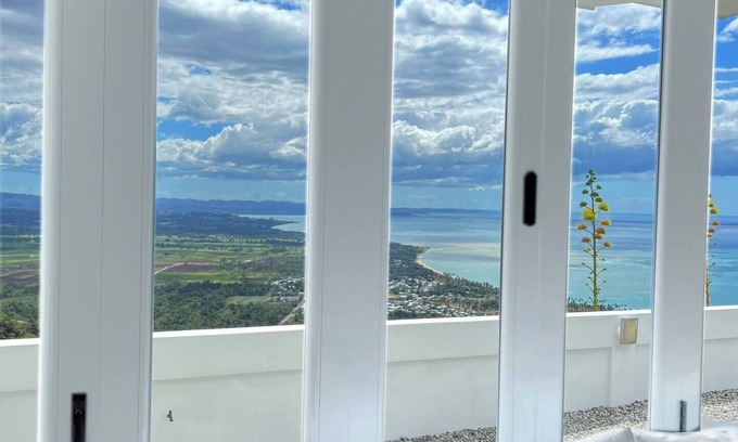 Anasco Apartamento | Este apartamento acomoda a dos (2) adultos